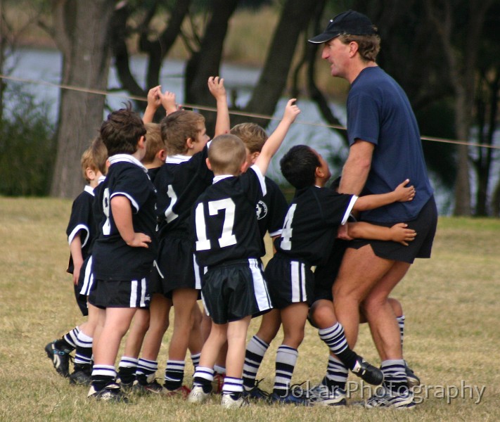 Sydney 0015-2.jpg - James decides whose turn it is to kick, Narrabeen NSW